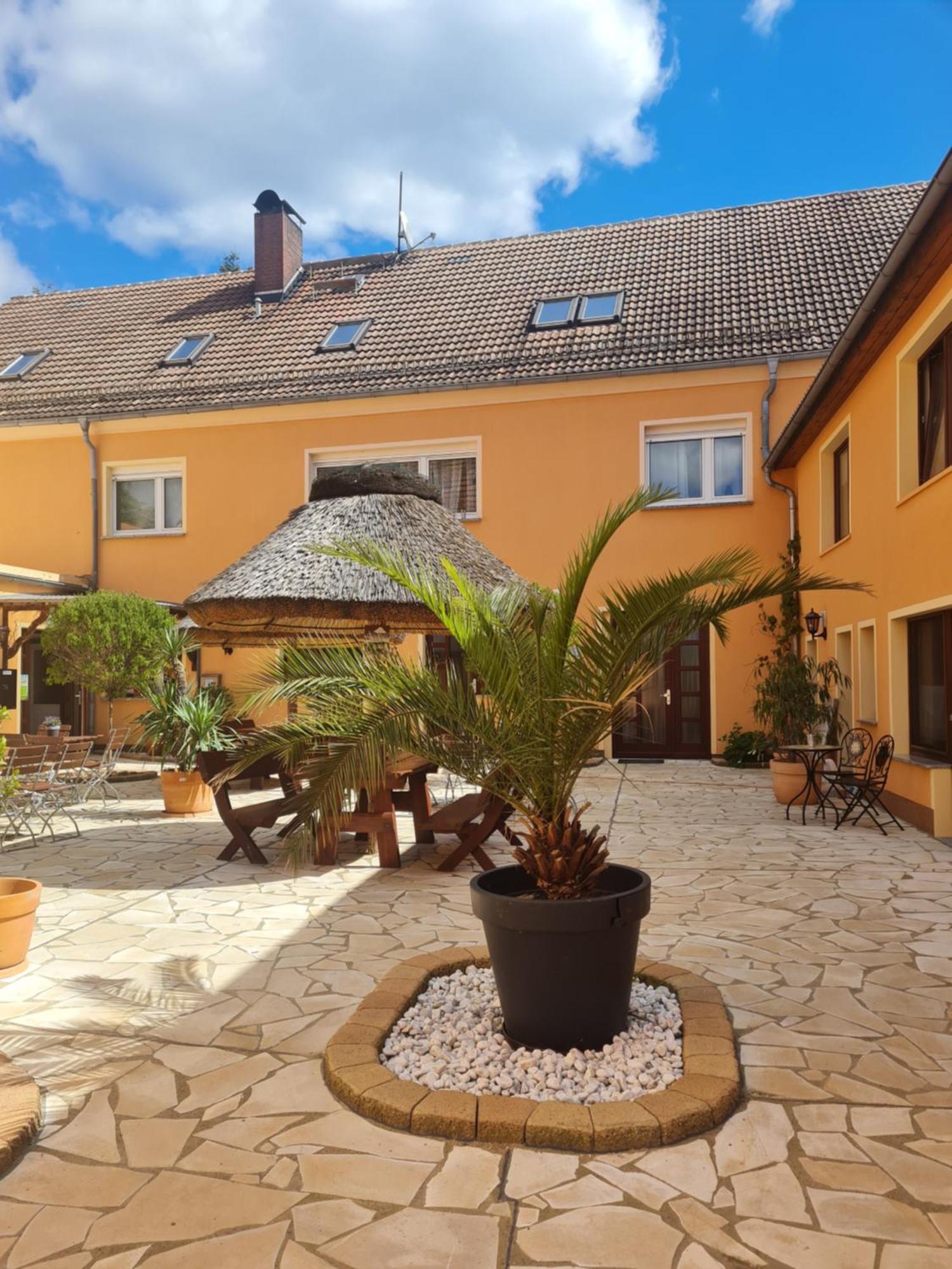 Pension Cubana Rothenburg  Exterior photo